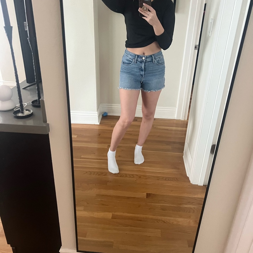Good American high rise shorts